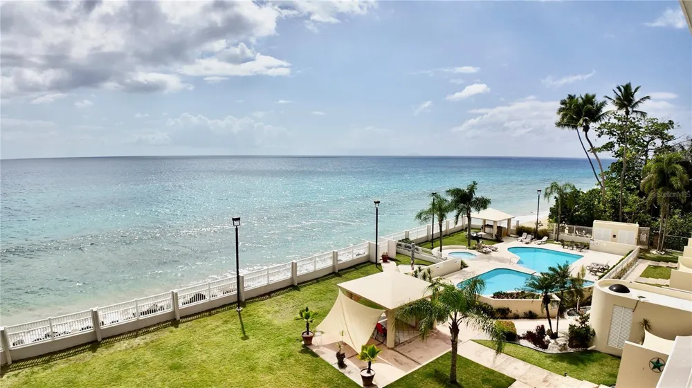 429 C. PORTO VECCHIO #401 Rincon, PR 00677