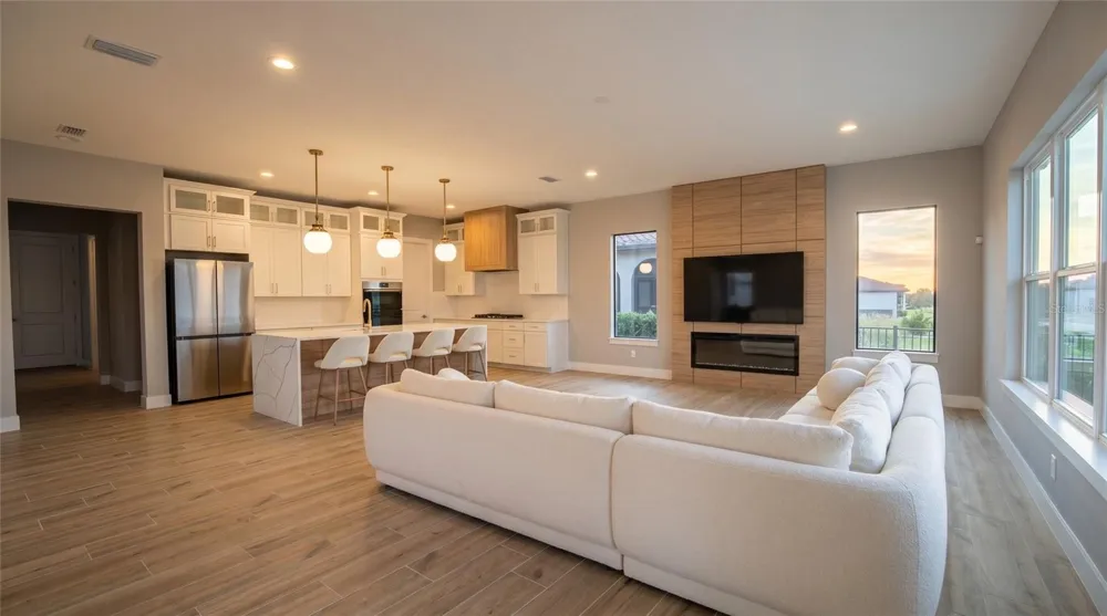 16046 VETTA DRIVE Bella Collina, FL 34756