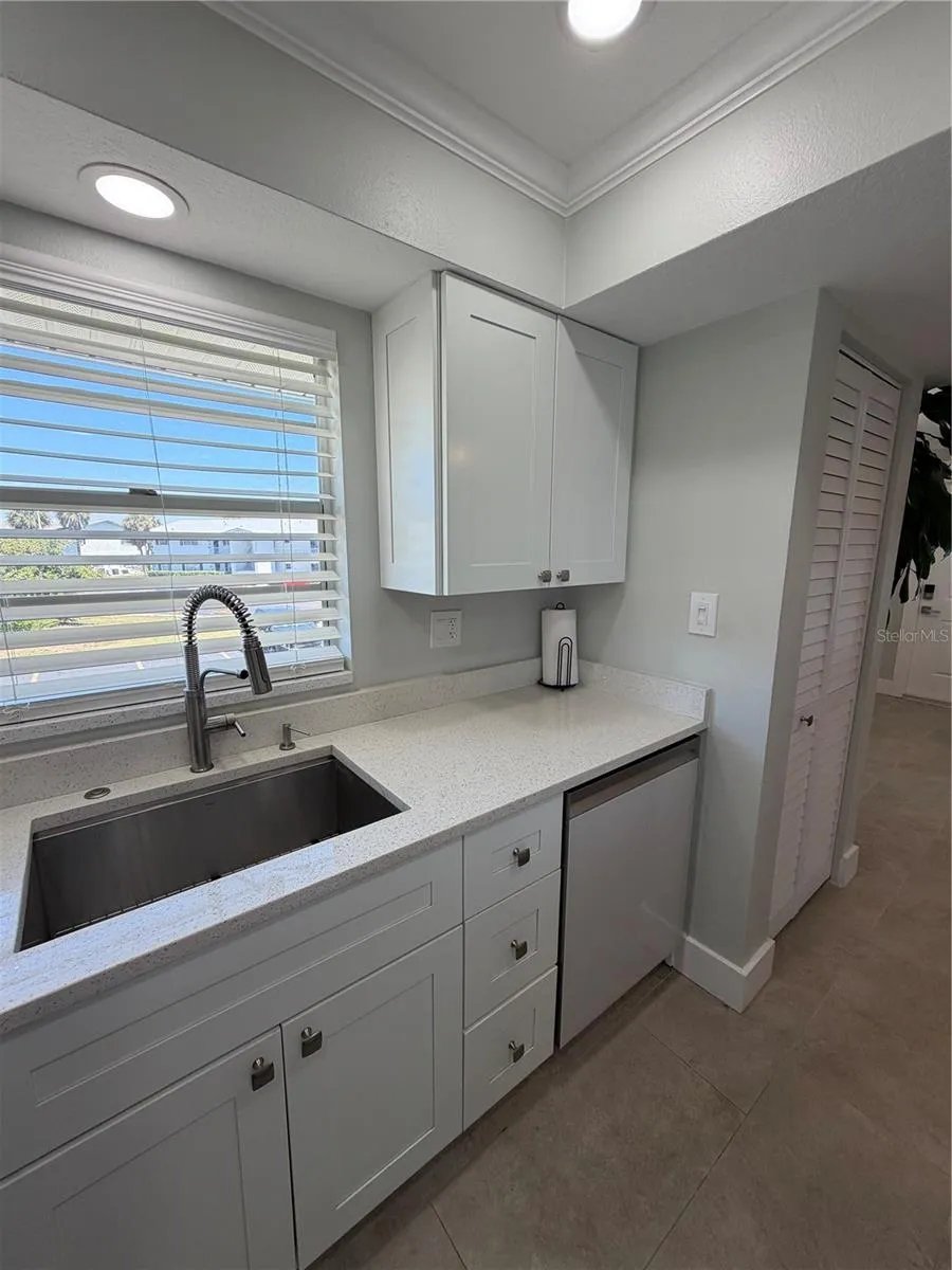 102 46TH AVENUE TERRACE W #403 Bradenton, FL 34207