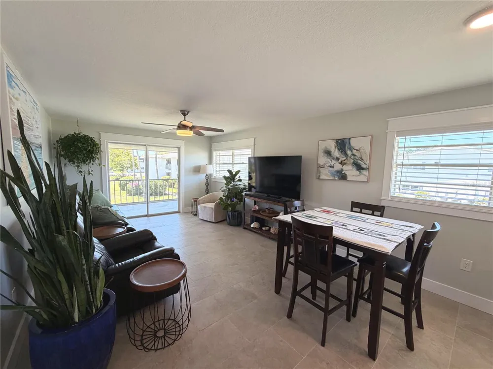 102 46TH AVENUE TERRACE W #403 Bradenton, FL 34207