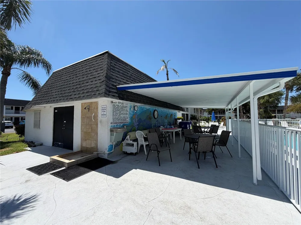 102 46TH AVENUE TERRACE W #403 Bradenton, FL 34207