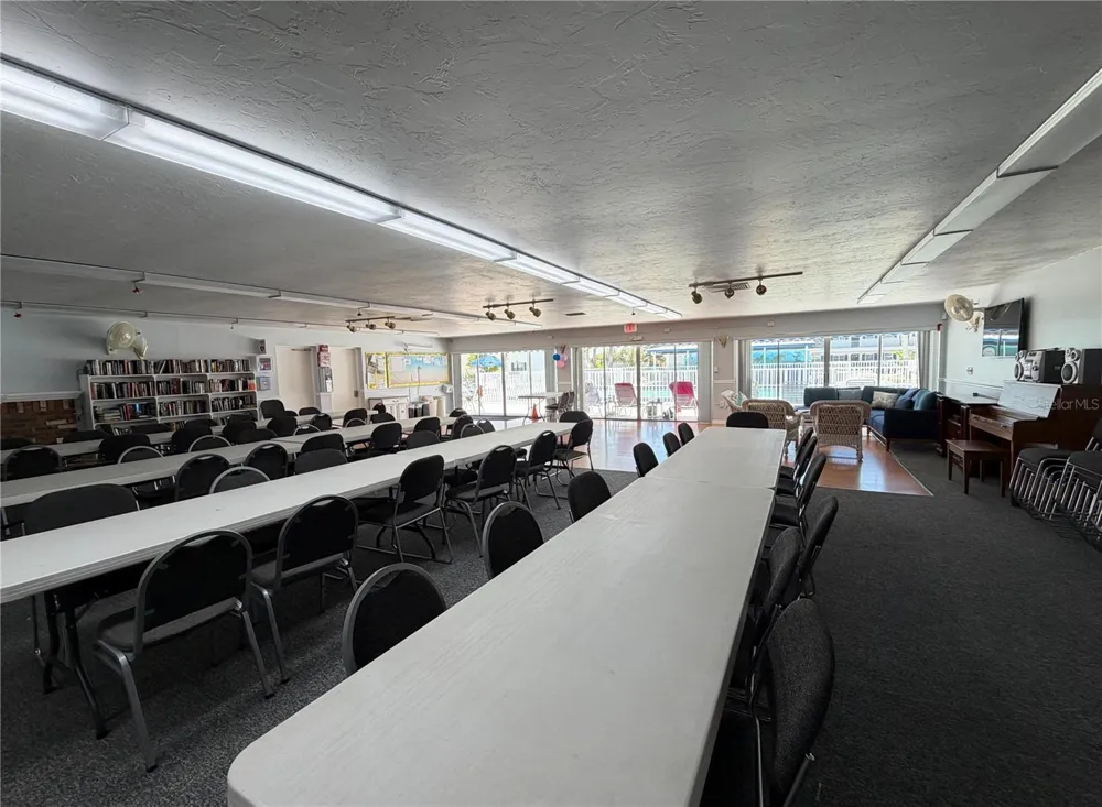 102 46TH AVENUE TERRACE W #403 Bradenton, FL 34207