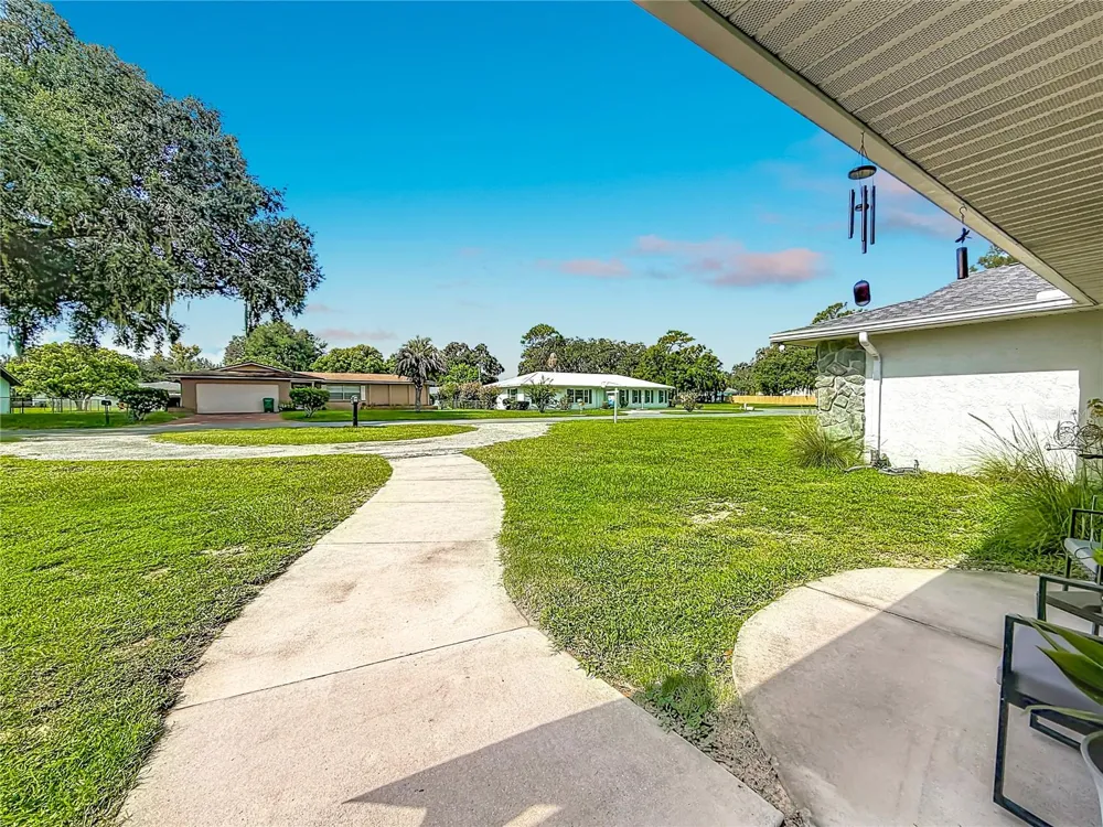 8801 E CRESCO LANE Inverness, FL 34450