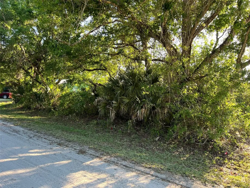 8965 100TH AVENUE Vero Beach, FL 32967