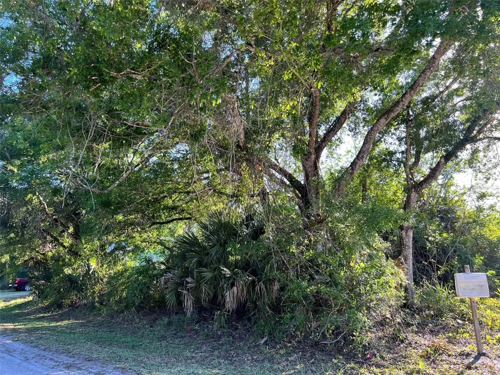 8965 100TH AVENUE Vero Beach, FL 32967