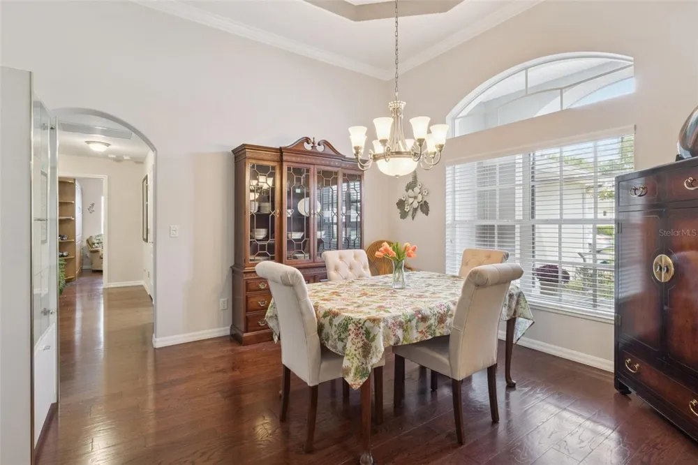 5607 SIR CHURCHILL DRIVE Leesburg, FL 34748