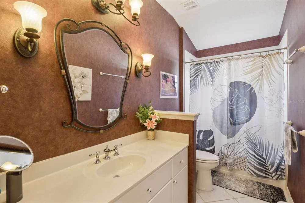5607 SIR CHURCHILL DRIVE Leesburg, FL 34748
