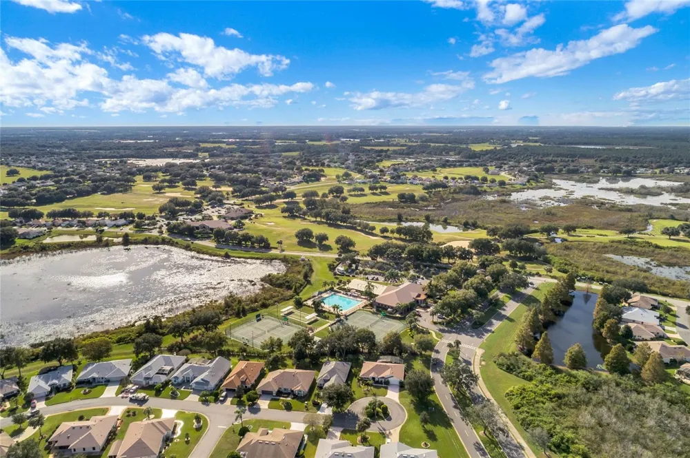 5607 SIR CHURCHILL DRIVE Leesburg, FL 34748