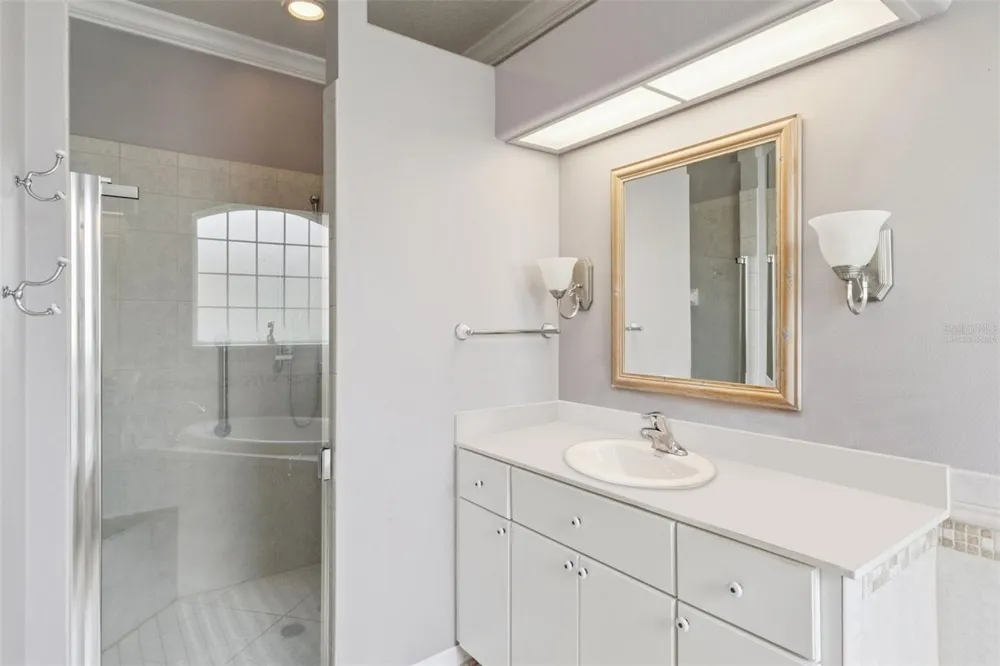 5607 SIR CHURCHILL DRIVE Leesburg, FL 34748