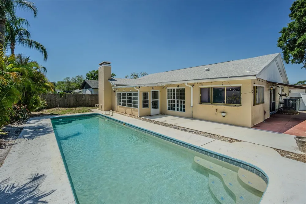 7348 BROOKVIEW CIRCLE Tampa, FL 33634