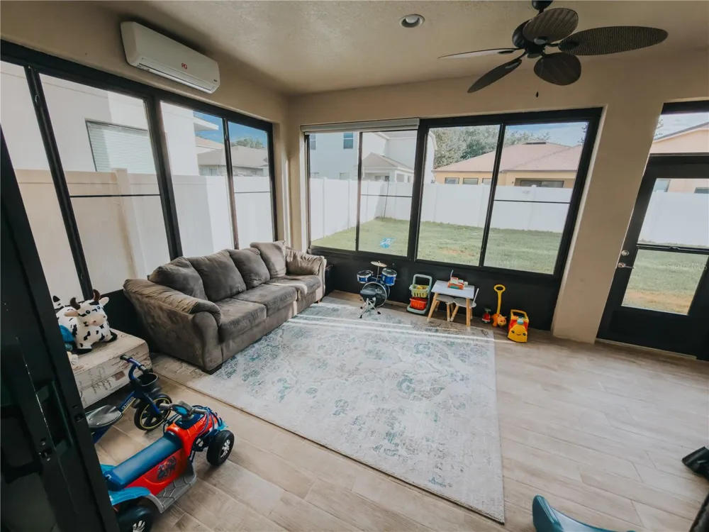 2514 CROSS MORE STREET Valrico, FL 33594
