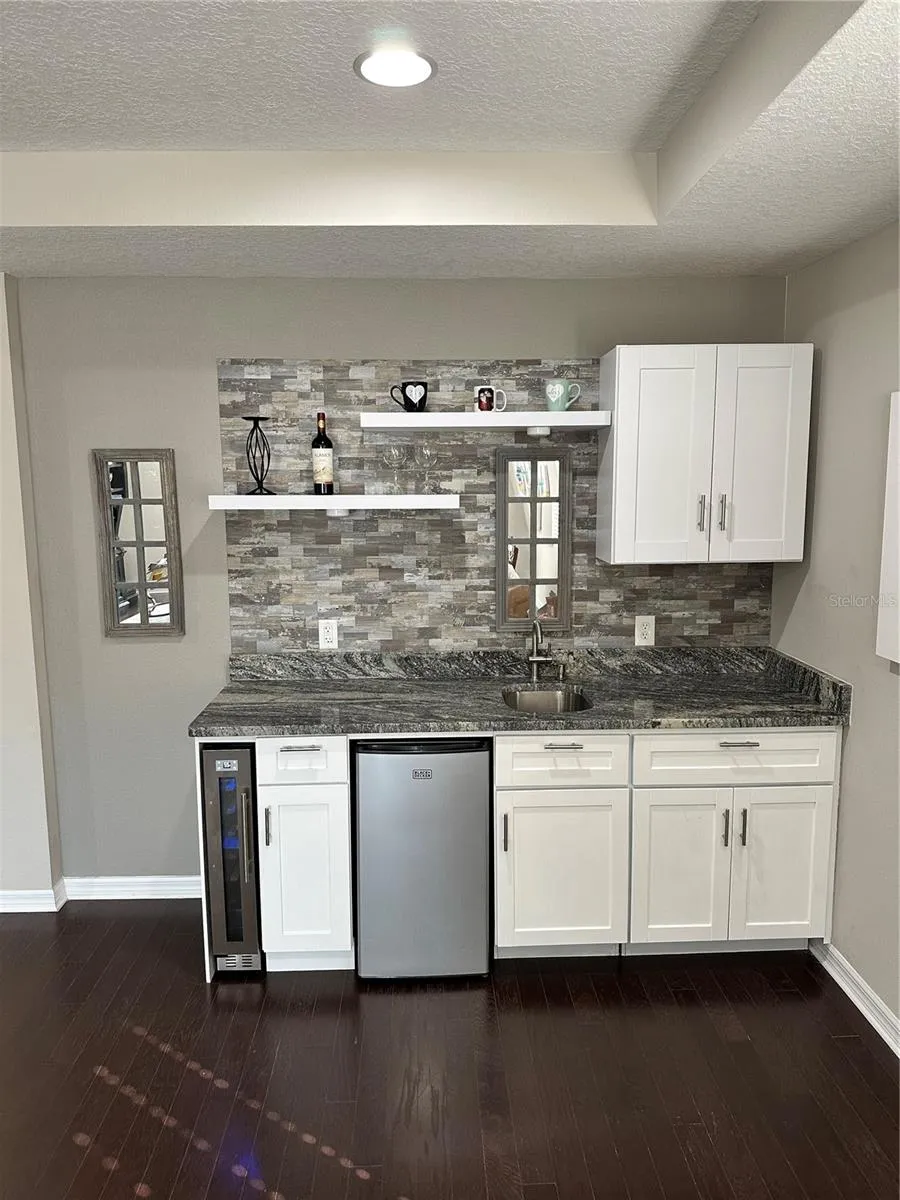2514 CROSS MORE STREET Valrico, FL 33594