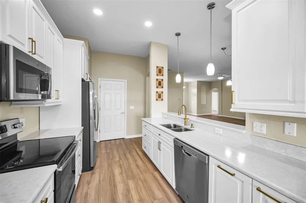 1933 ARBOR KNOLL LOOP Trinity, FL 34655