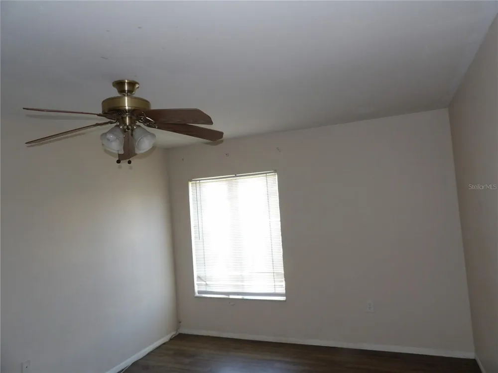 8602 CHAMPLAIN #87 Tampa, FL 33614