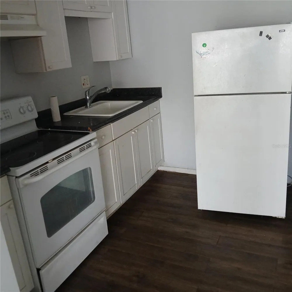 8602 CHAMPLAIN #87 Tampa, FL 33614