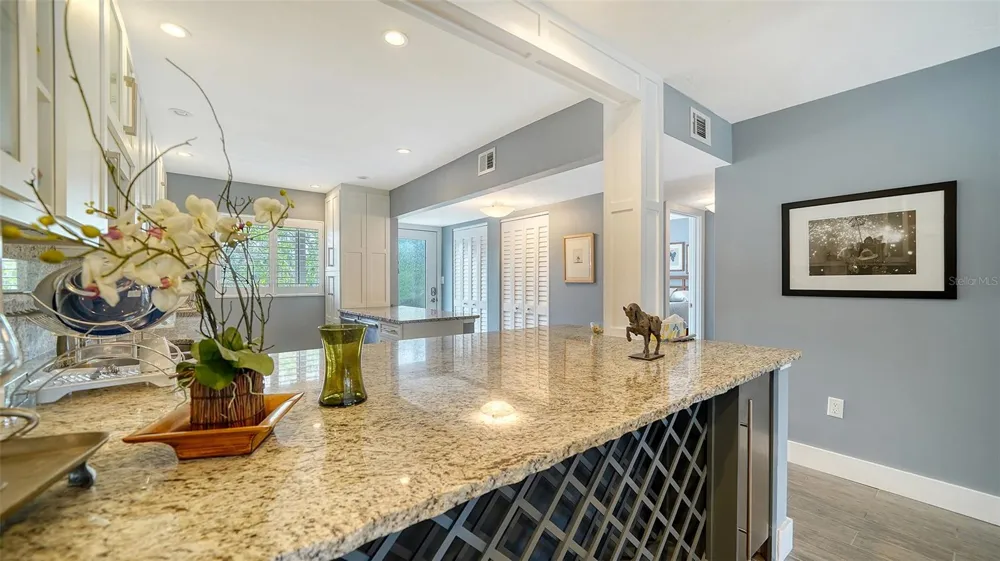 1601 PELICAN POINT DRIVE #HA212 Sarasota, FL 34231