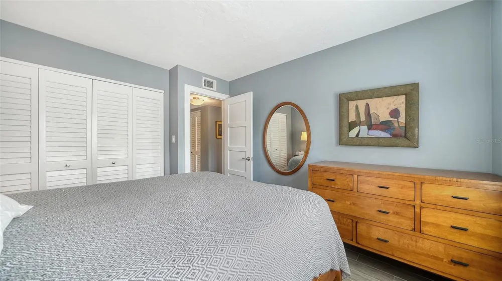 1601 PELICAN POINT DRIVE #HA212 Sarasota, FL 34231