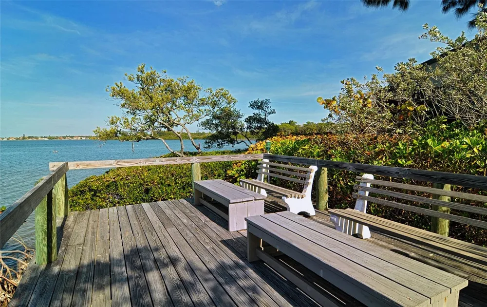 1601 PELICAN POINT DRIVE #HA212 Sarasota, FL 34231