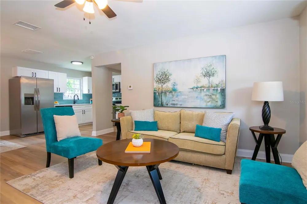 3708 W TYSON AVENUE Tampa, FL 33611