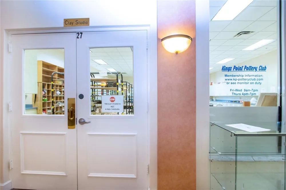 1907 CANTERBURY LANE #14 Sun City Center, FL 33573