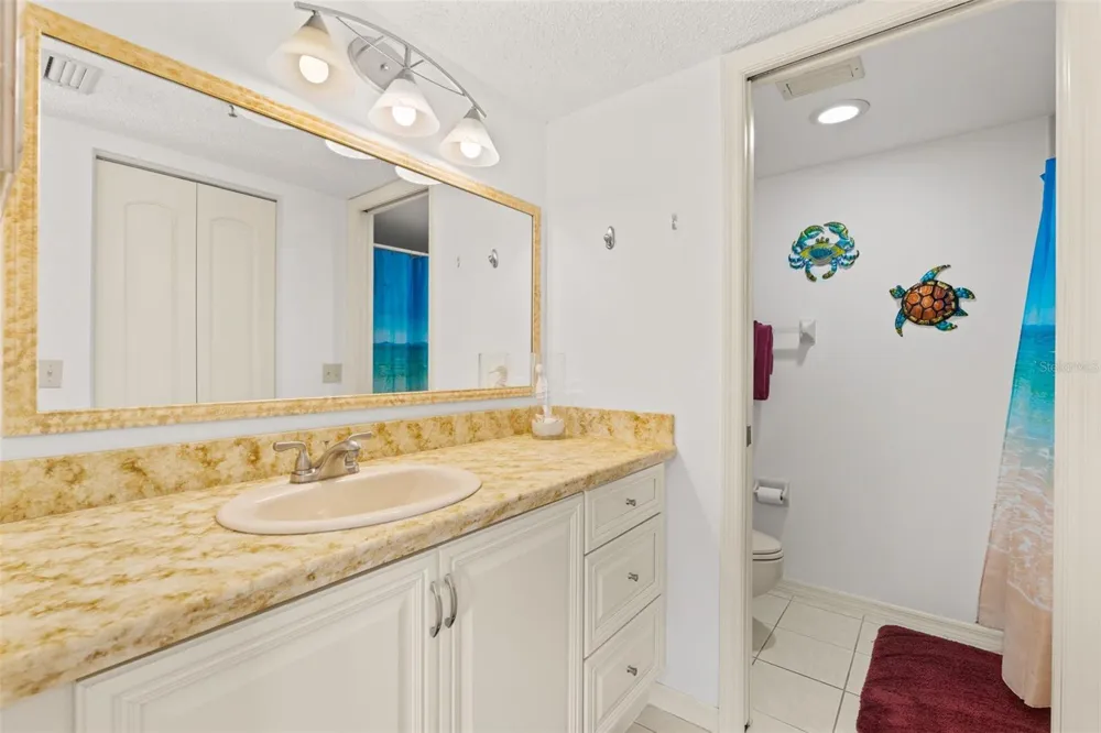 6503 STONE RIVER ROAD #204 Bradenton, FL 34203