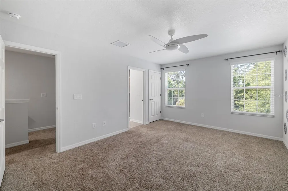 1306 GRANTHAM DRIVE Sarasota, FL 34234