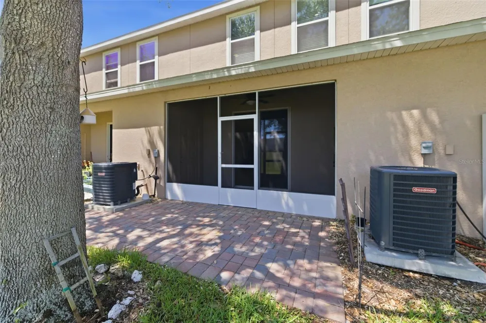 1306 GRANTHAM DRIVE Sarasota, FL 34234