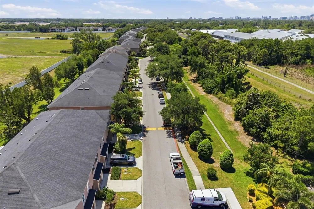 1306 GRANTHAM DRIVE Sarasota, FL 34234