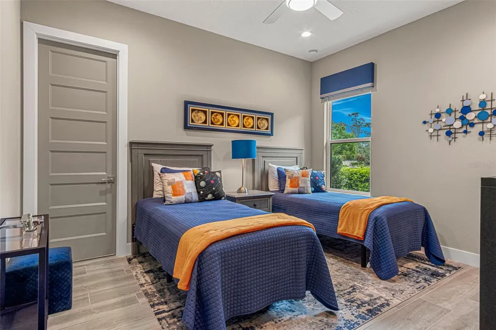 1861 ADRIAN CREEK BLVD Port Orange, FL 32128