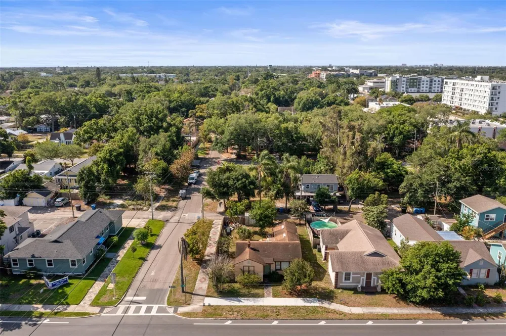3000 5TH AVENUE St Petersburg, FL 33713