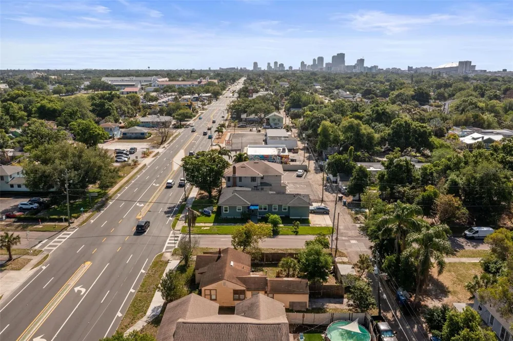 3000 5TH AVENUE St Petersburg, FL 33713