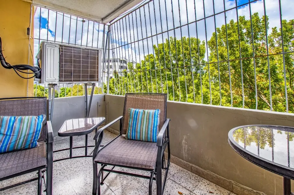 2 COND LAGUNA GARDENS II #9A Carolina, PR 00979