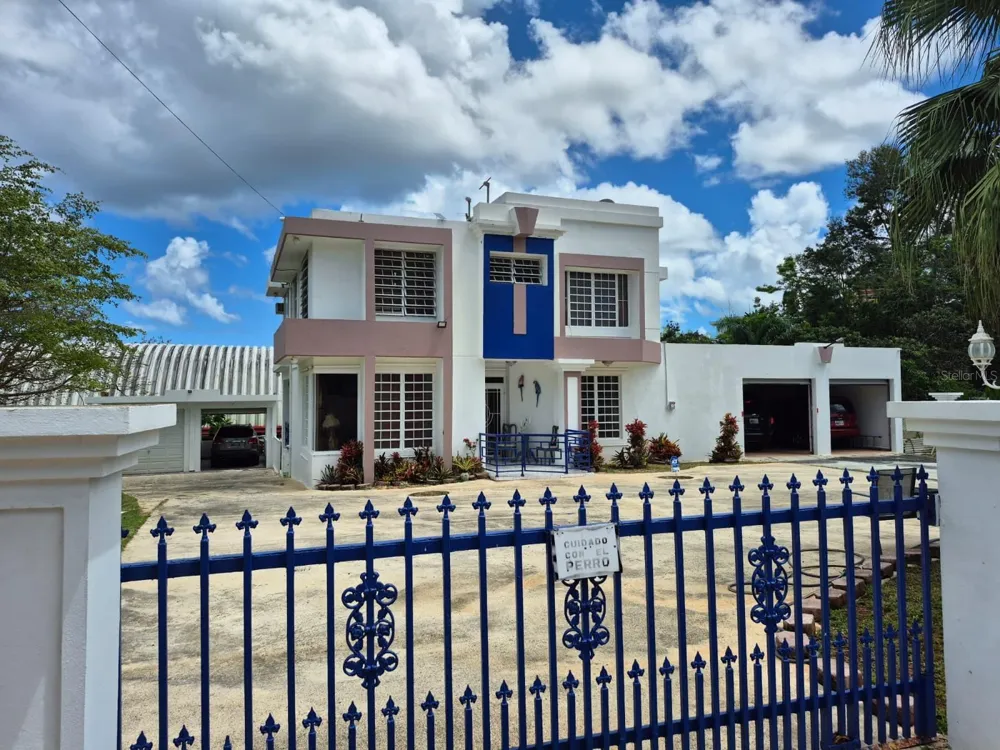Carr. 414, Km. 3.5 BO. CRUCES Rincon, PR 00677