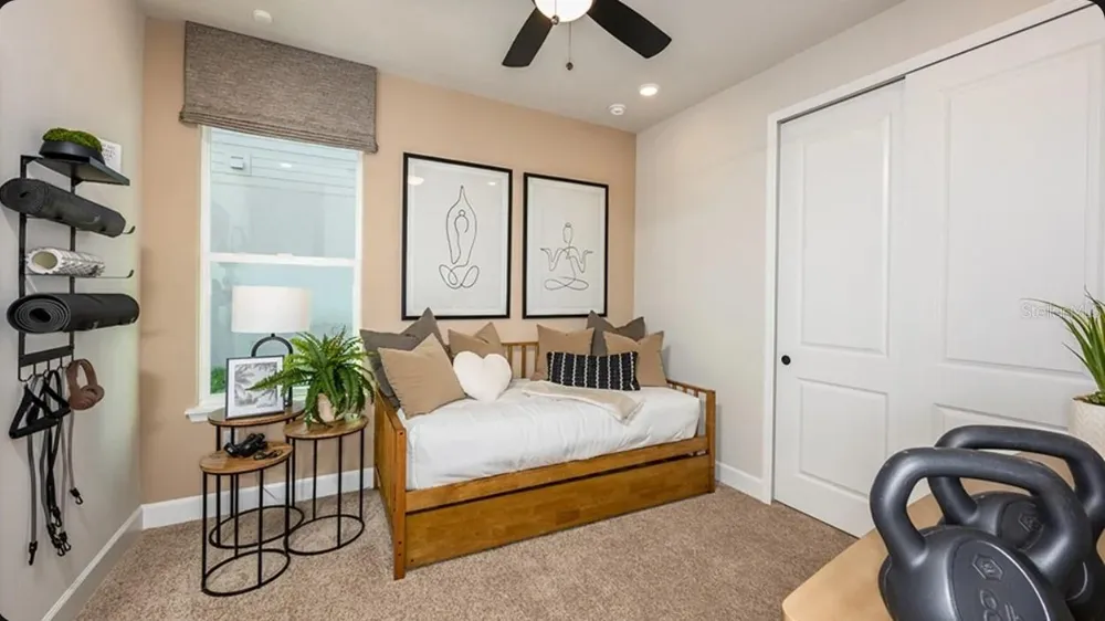 7825 CENTAURUS WAY Sarasota, FL 34241