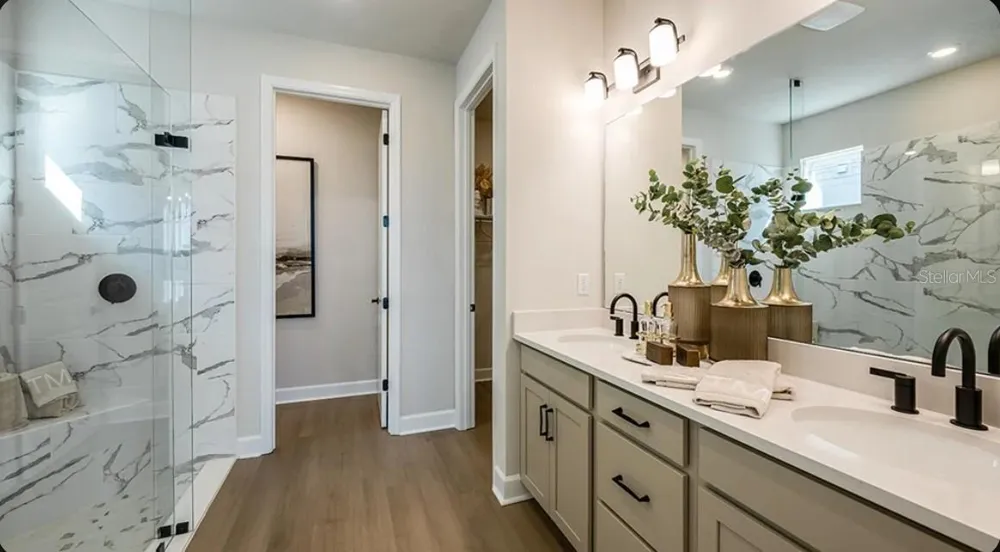 7825 CENTAURUS WAY Sarasota, FL 34241