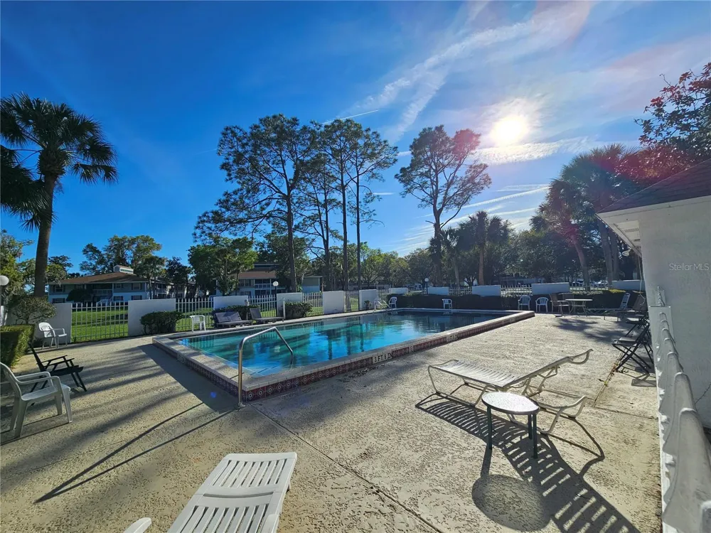 8200 FAIRWAYS CIRCLE #B102 ocala, FL 34472