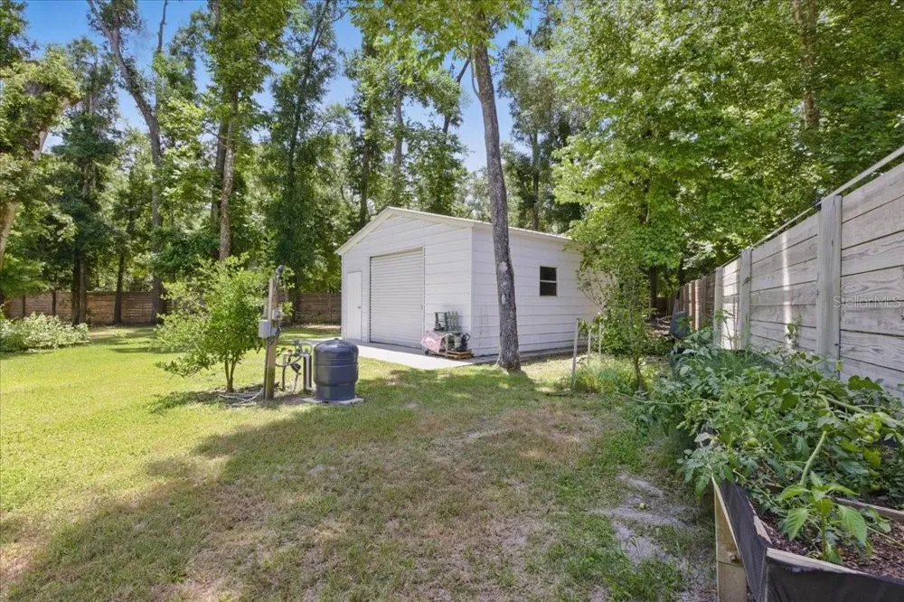 9061 KATHERINE WAY Fanning Springs, FL 32693