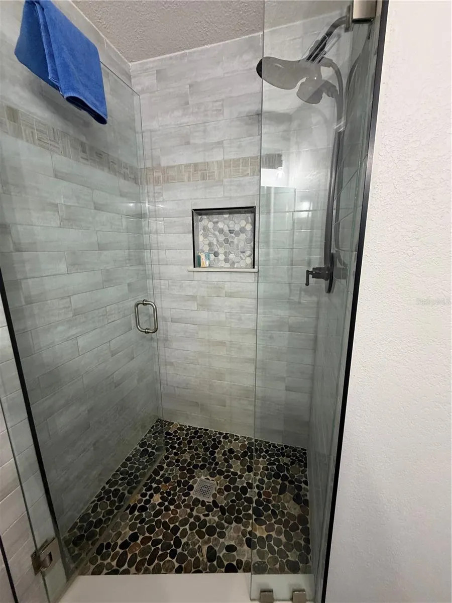 5053 BEACH ROAD #9 Englewood, FL 34223