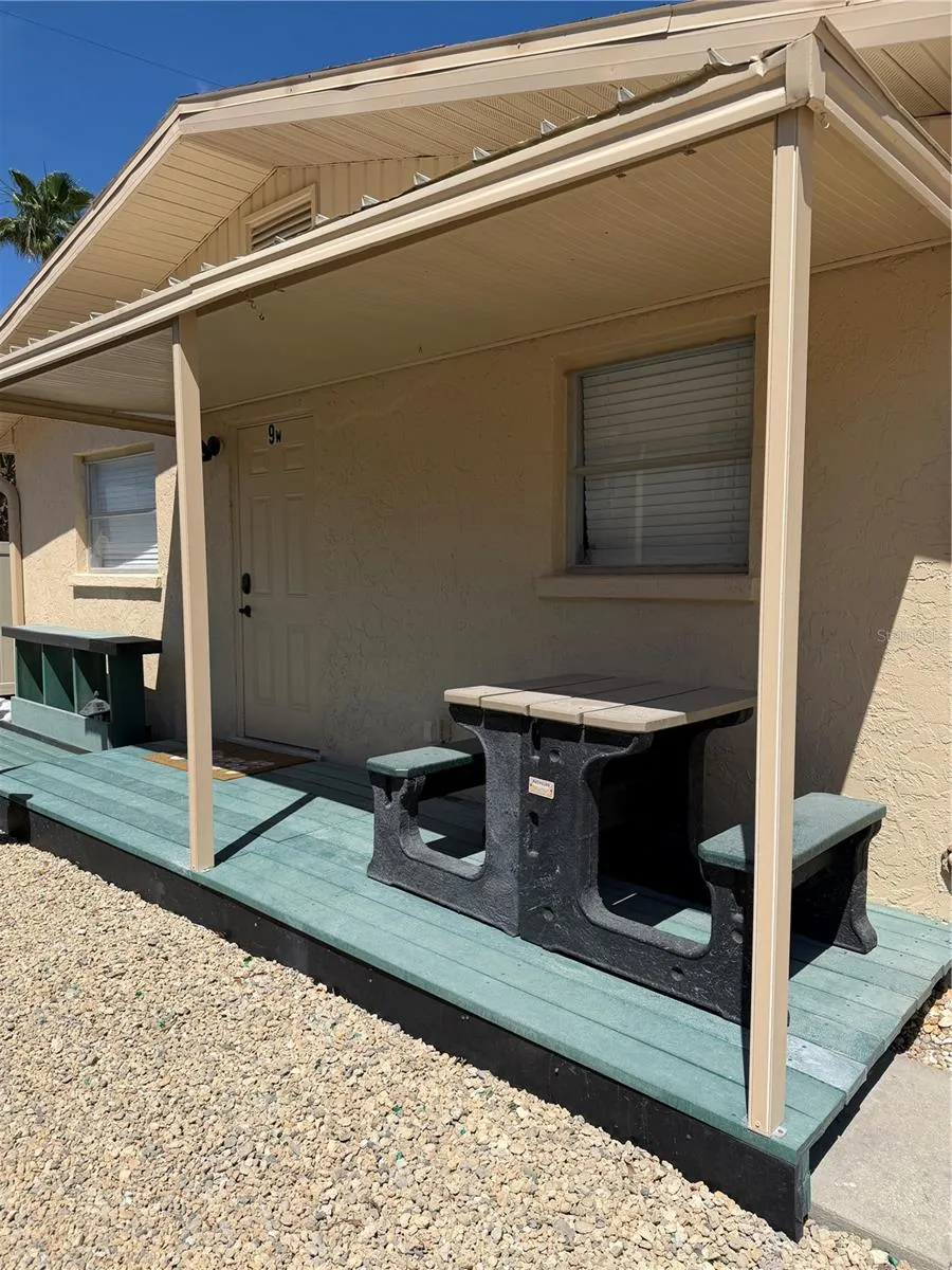 5053 BEACH ROAD #9 Englewood, FL 34223
