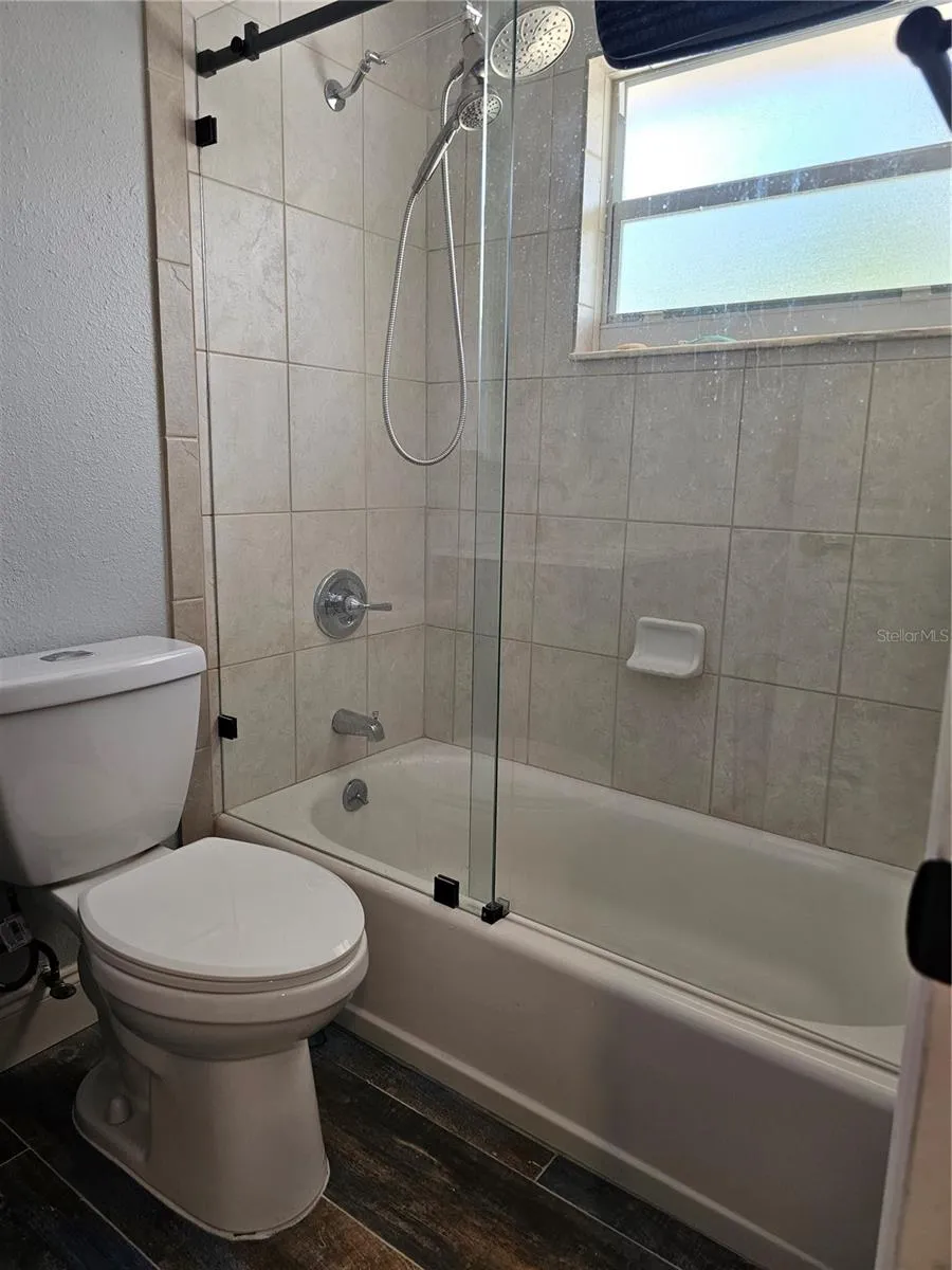 5053 BEACH ROAD #9 Englewood, FL 34223