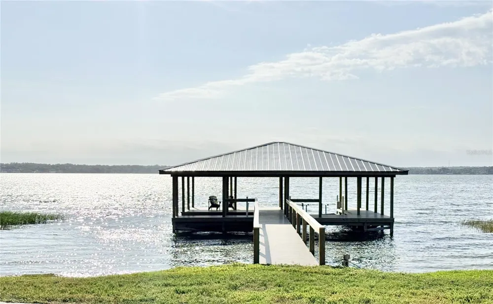 3155 LAKESHORE DRIVE Mount Dora, FL 32757