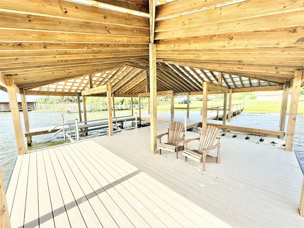 3155 LAKESHORE DRIVE Mount Dora, FL 32757