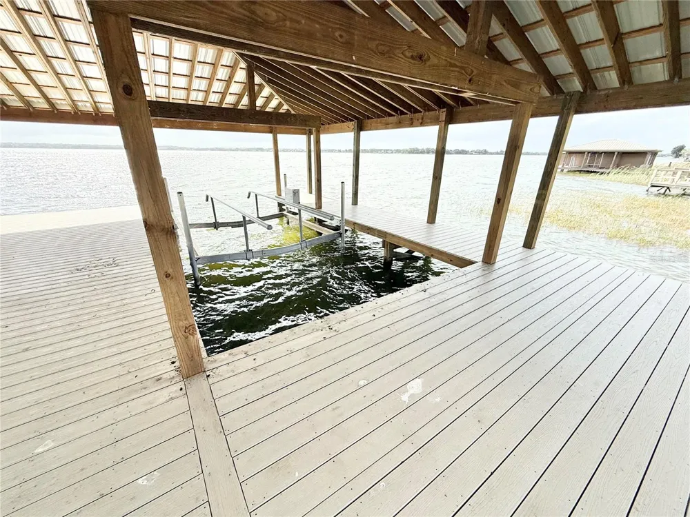 3155 LAKESHORE DRIVE Mount Dora, FL 32757