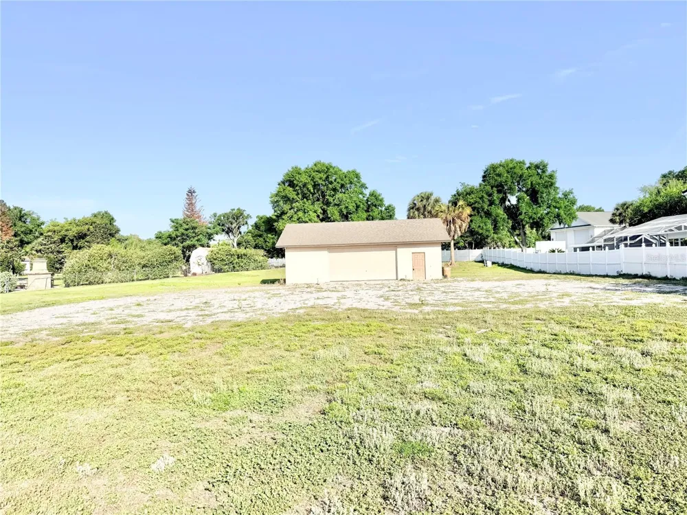 3155 LAKESHORE DRIVE Mount Dora, FL 32757