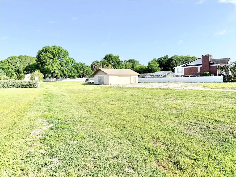 3155 LAKESHORE DRIVE Mount Dora, FL 32757