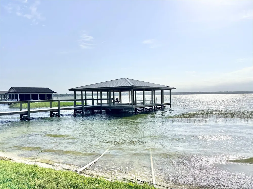 3155 LAKESHORE DRIVE Mount Dora, FL 32757