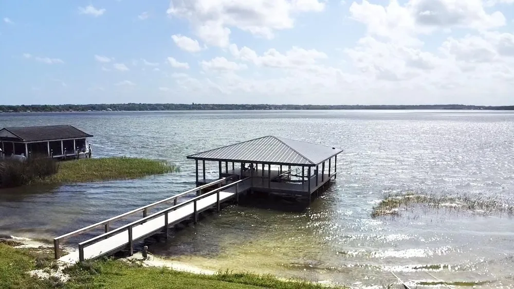 3155 LAKESHORE DRIVE Mount Dora, FL 32757