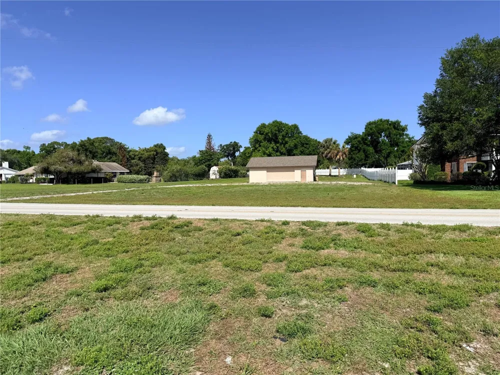 3155 LAKESHORE DRIVE Mount Dora, FL 32757