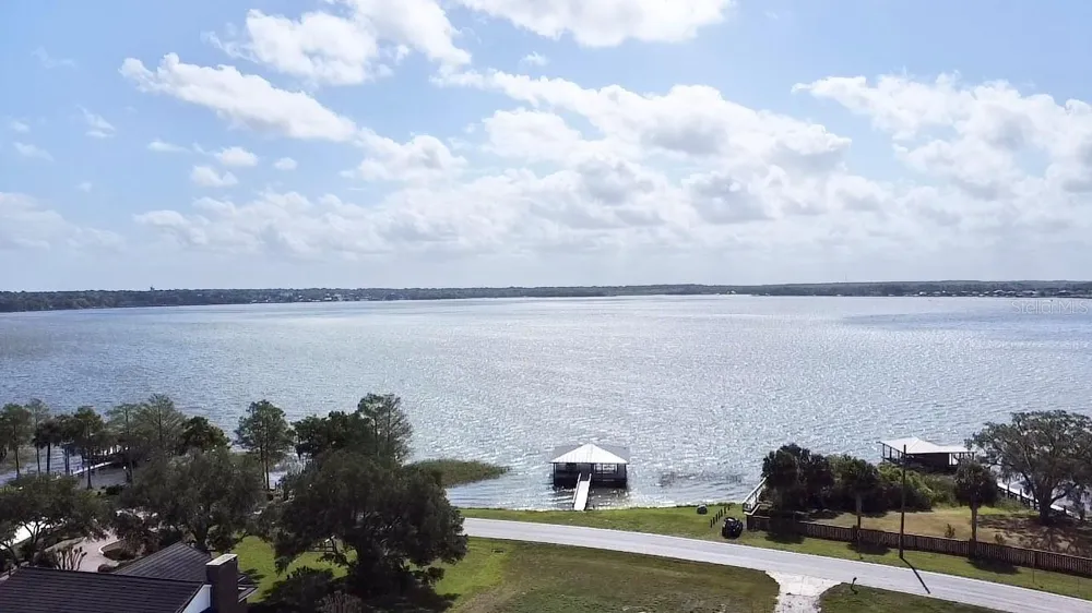 3155 LAKESHORE DRIVE Mount Dora, FL 32757