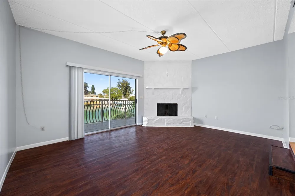 12424 CAPRI CIRCLE #5 Treasure Island, FL 33706